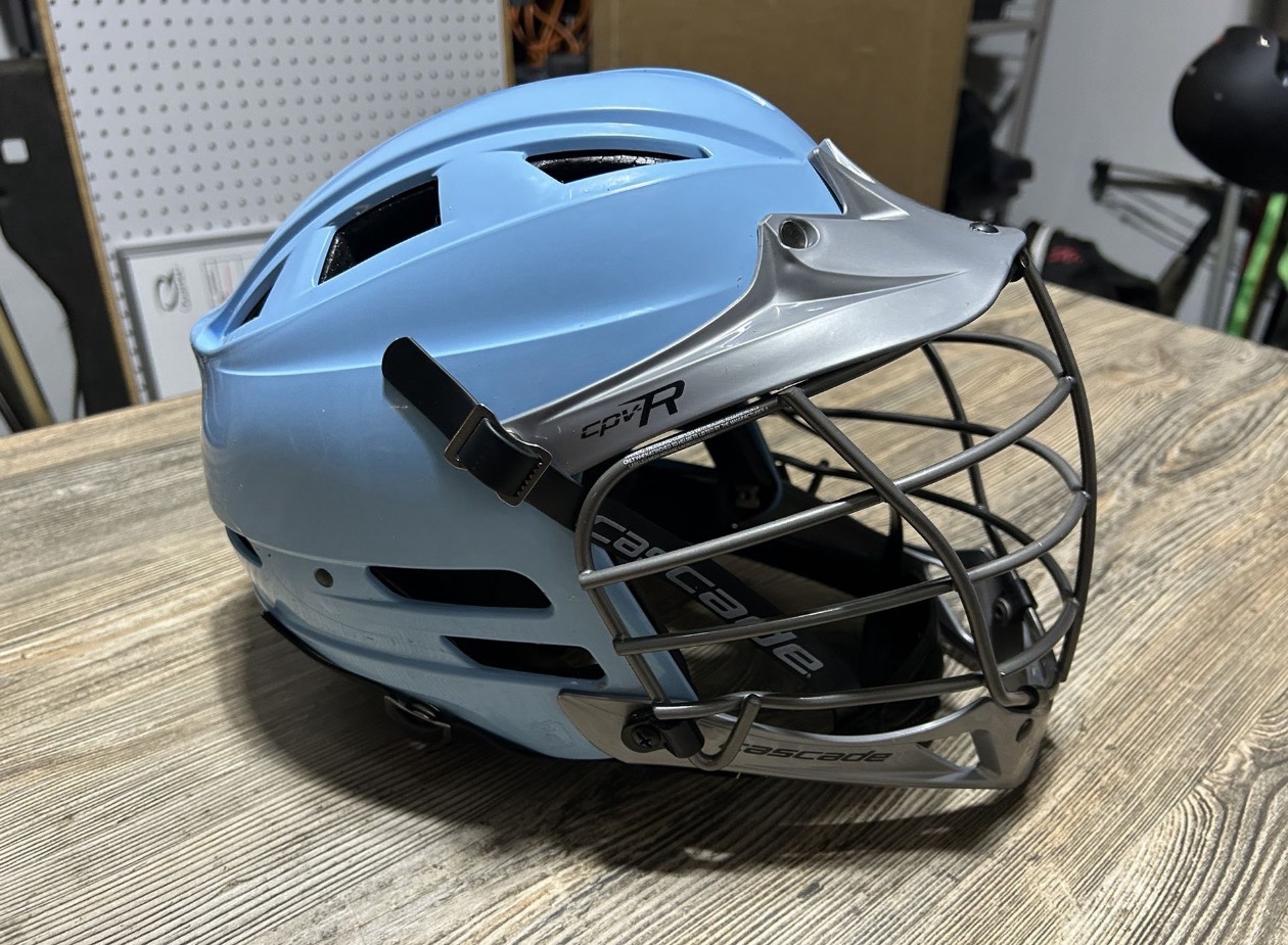 Lacrosse helmet with facemask