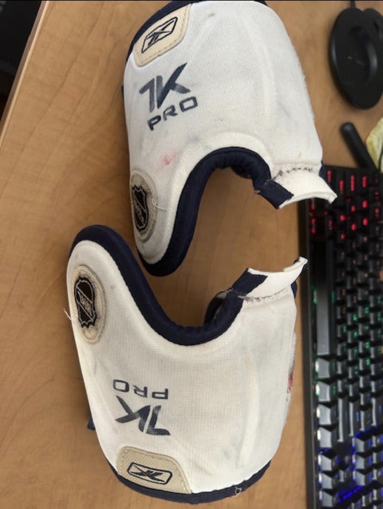 Reebok 7K Pro Elbow Pads